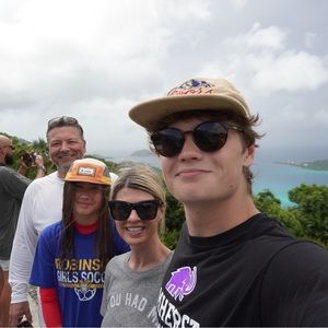 Meet your Posher, Alex